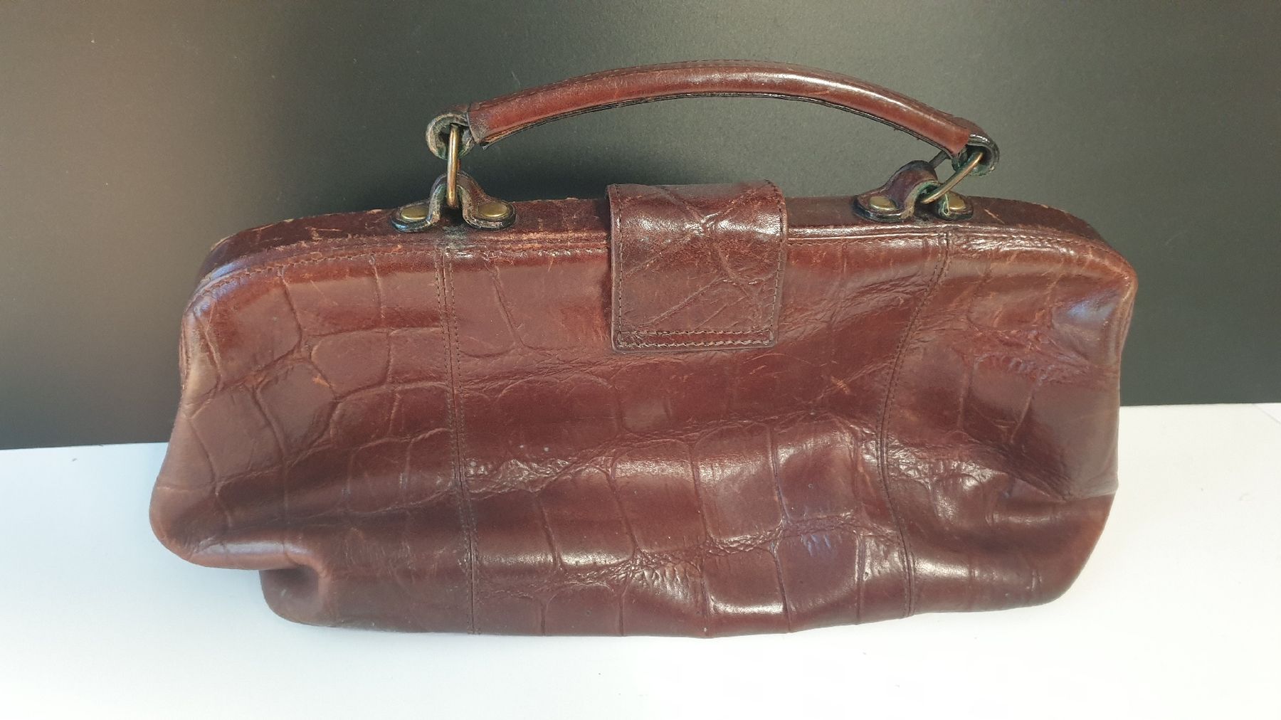 Borse da donna: Sac à main marron vintage  – Usato da St-Sulpice VD venduto da Miwix 1