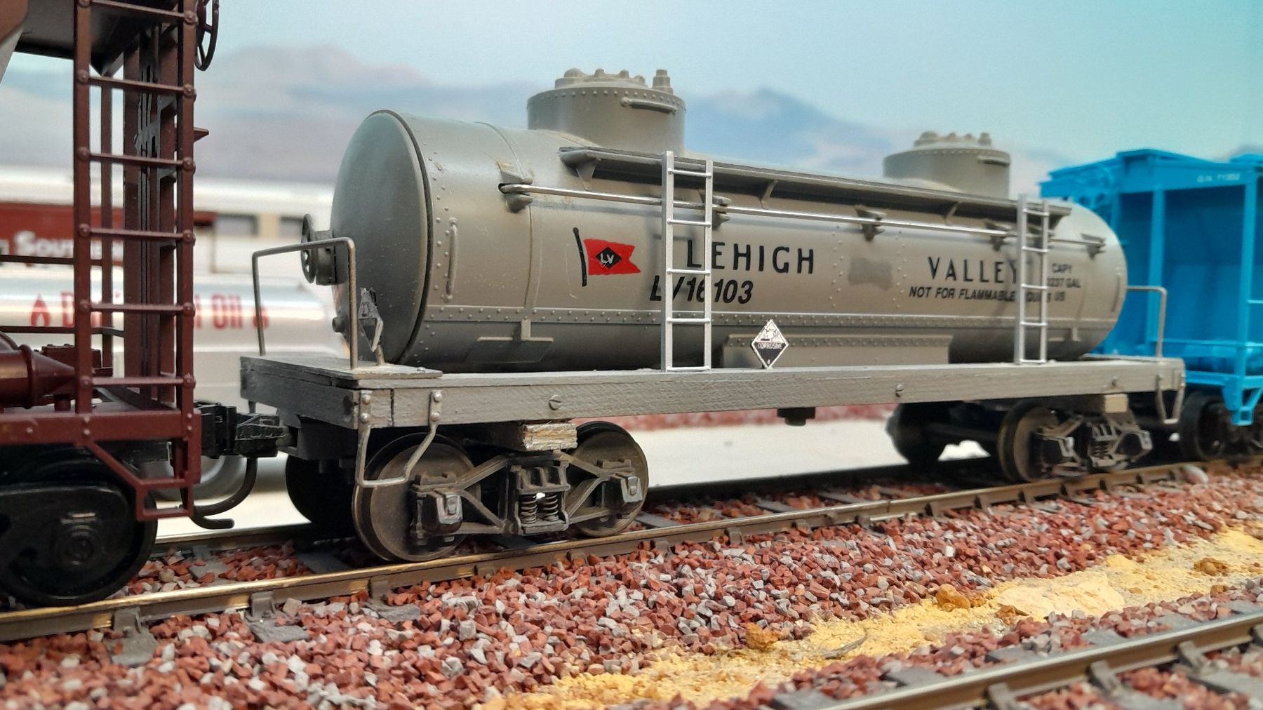 LV 16103 Lehigh Valley double dome tank car Lionel 2-rail (Gebraucht ...