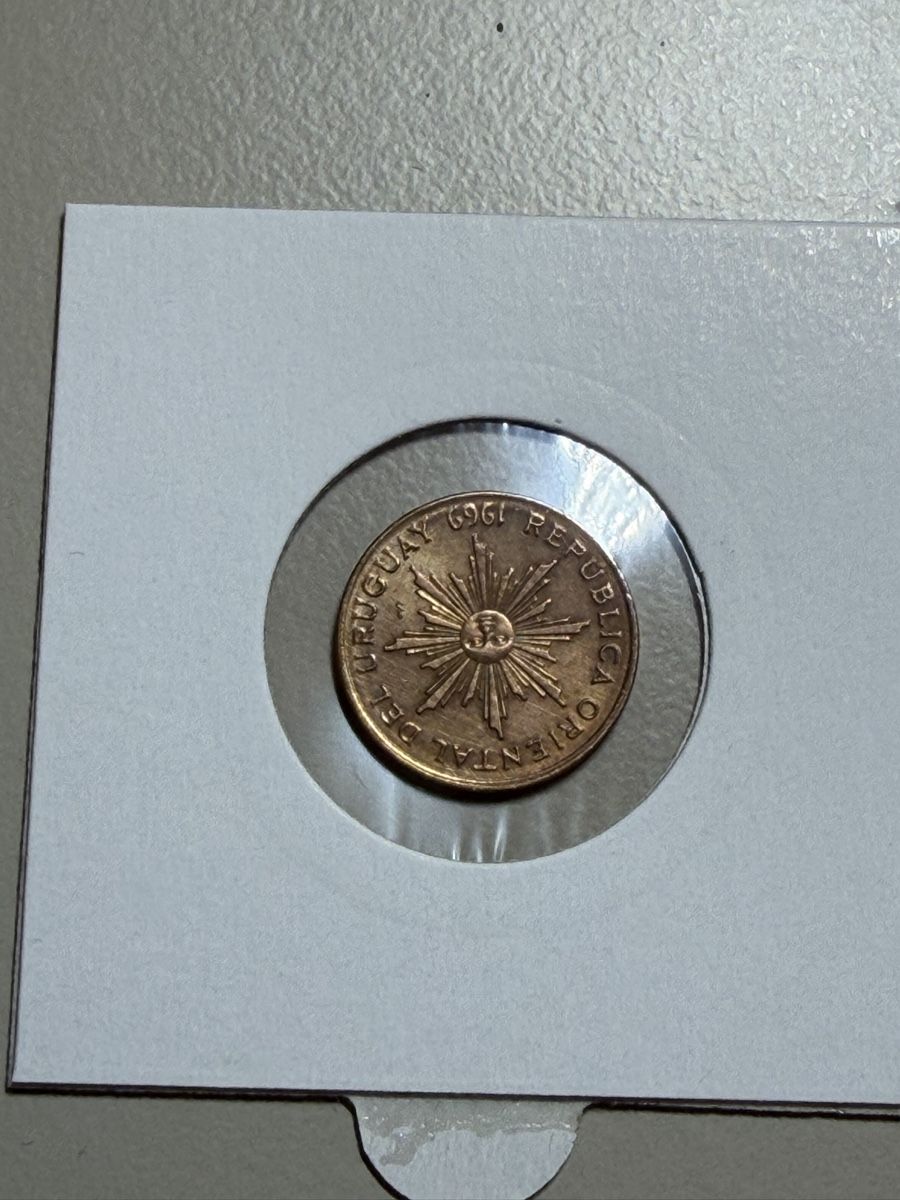 Toutes les monnaies: Uruguay - 1 peso - 1969 – D'occasion à Payerne par Mike1682 1