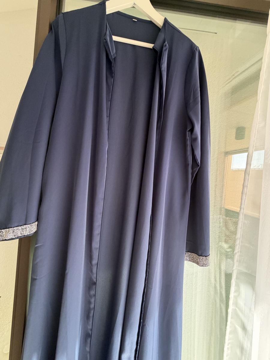 Robes: Robe longue bleue abaya taille unique – Neuf (Voir description) à Yverdon-les-Bains par hal_jq27 4