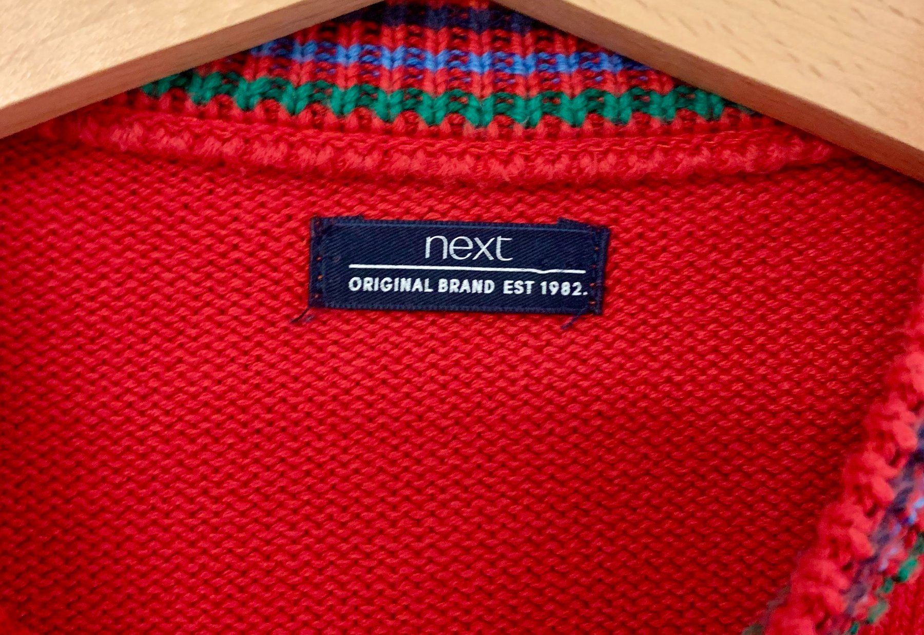 Next Pullover & Sweatshirts: Kinder Strickpullover 100% BW der Marke Next, Gr. 104 – Neu (gemäss Beschreibung) aus Küsnacht ZH von ast_26yp 3