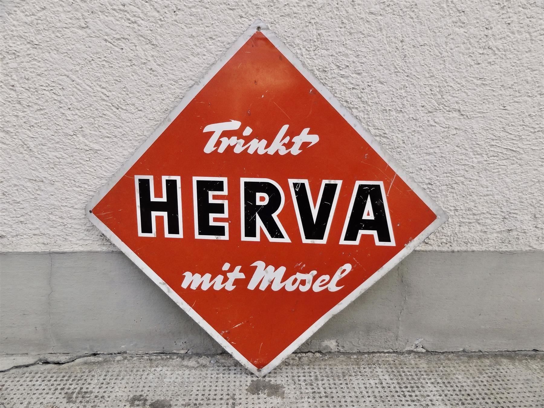 Insegne: TOLLES ALTES REKLAME BLECHSCHILD HERVA – Usato da Kerzers venduto da bottlesandboxes