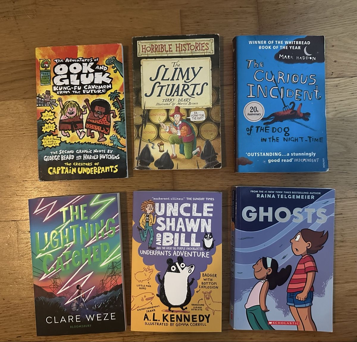 Livres: Mixed Fiction Book Bundle, 6 Softcover Books – D'occasion à Zürich par Muk777