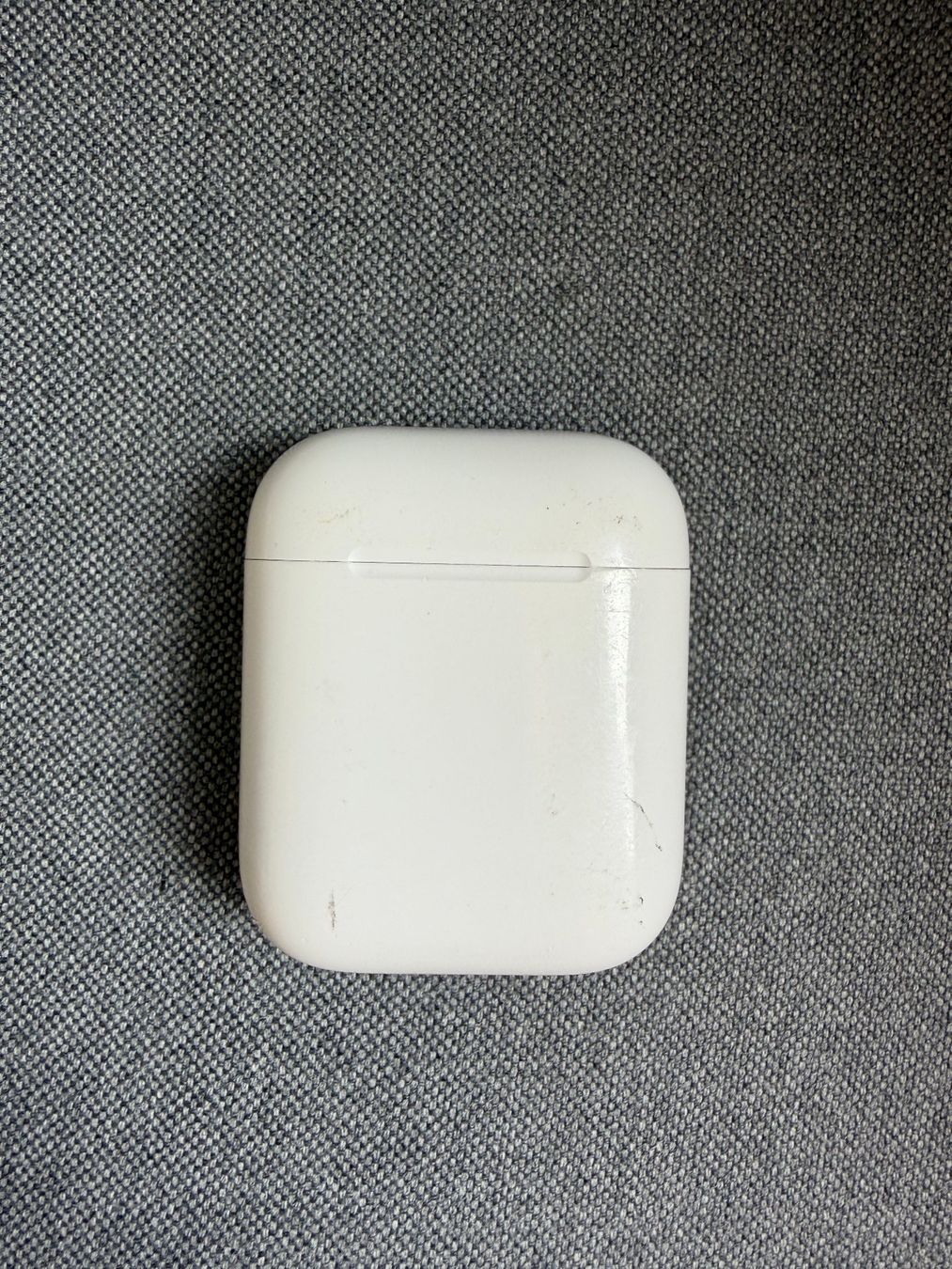 Apple Casques audio: Apple AirPods 2. Generation mit Ladecase und Kabel – D'occasion à Zug par nadine.xx 2