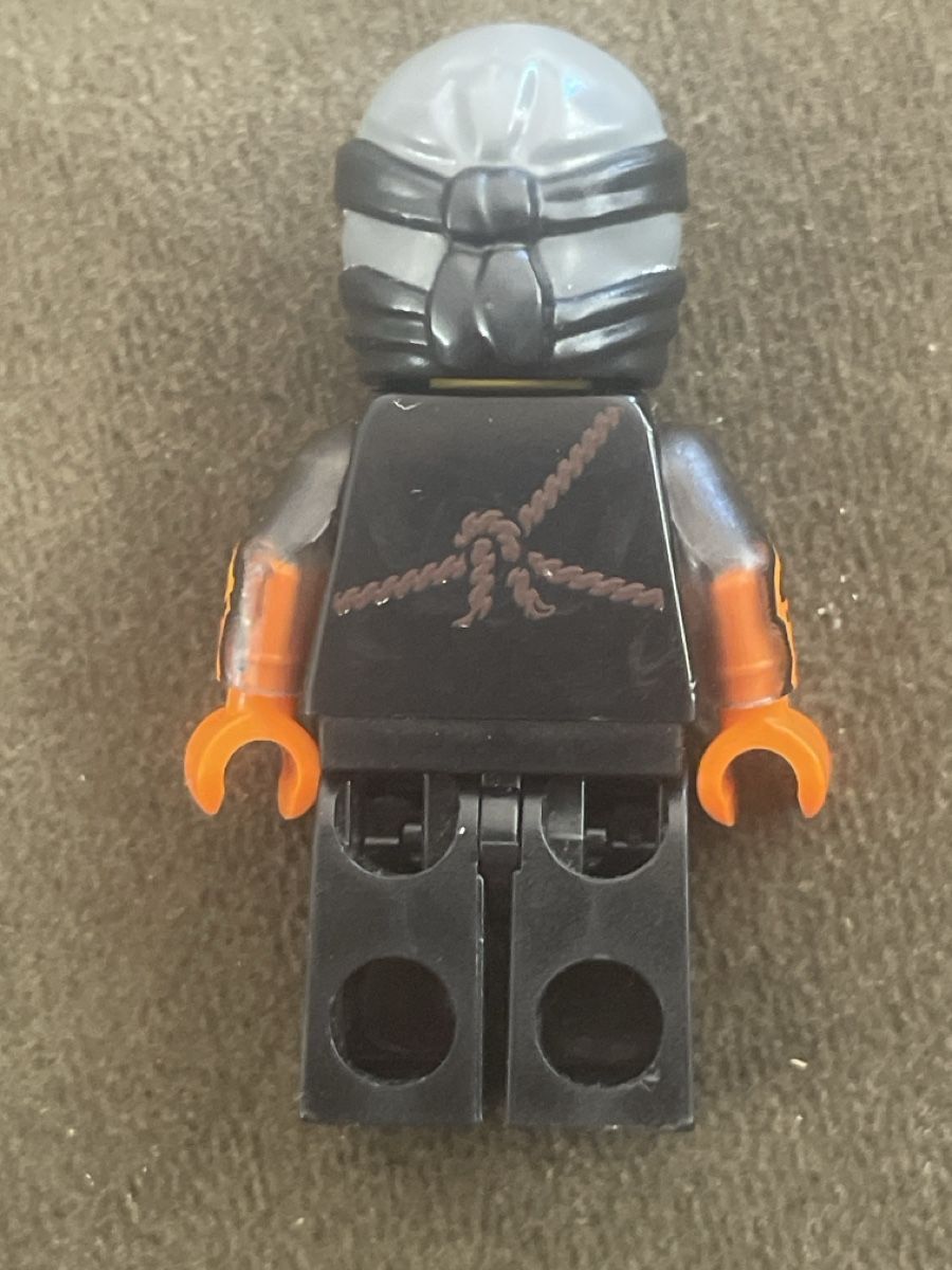 Lego Statuette: LEGO "Ninjago" Cole Minifigur  – Usato da Günsberg venduto da MorningEgg22 1