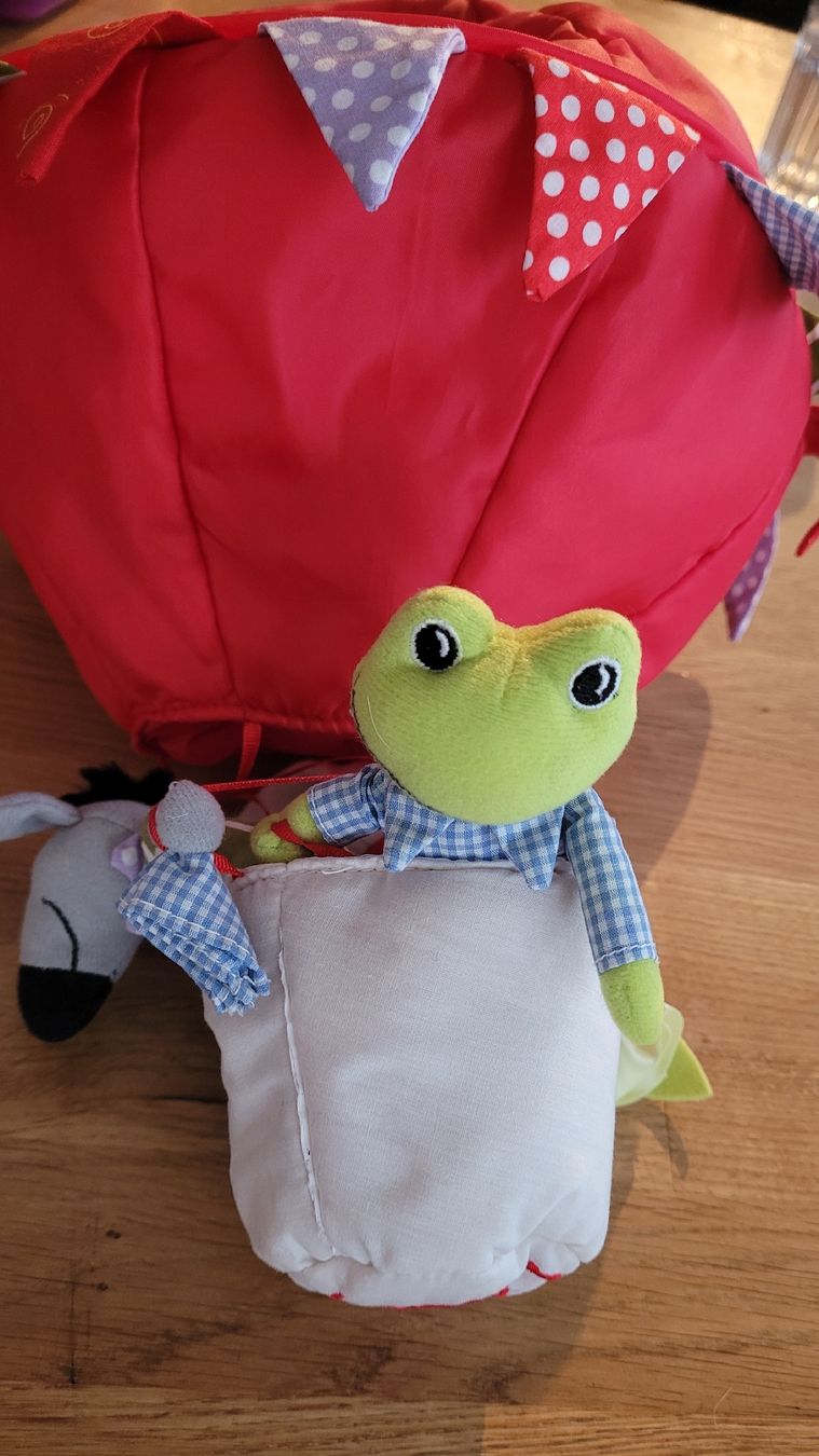 Ikea Giocattoli: Heissluftballom mit Tieren – Usato da Uetendorf venduto da Heyhey3661 1