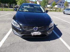 VOLVO V60 D4 Diesel zu verkaufen. 2L,197PS,202000Km,2016