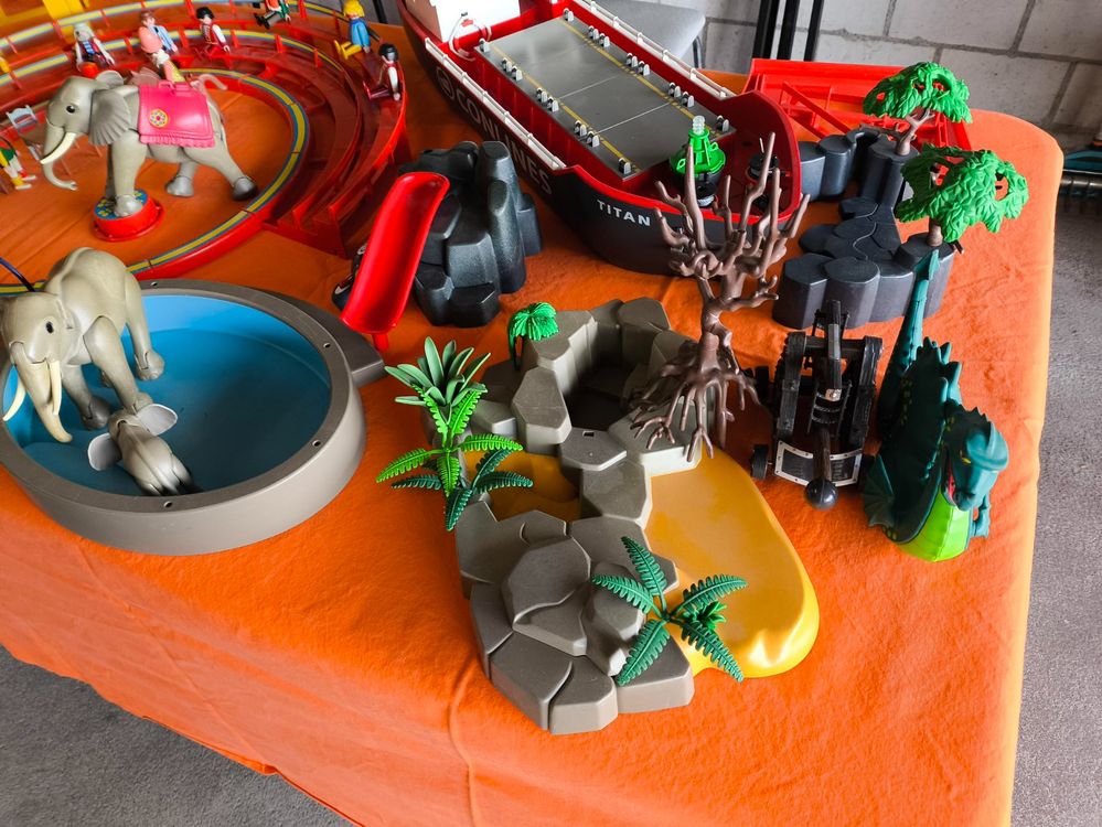 Playmobil Jouets: Playmobil Circus Romani 3510-A mit viel Zubehör, Konvult – D'occasion à Lenzburg par Moeli02 4
