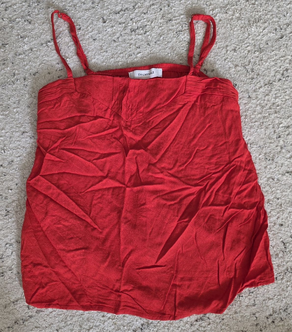 Promod Tops: Top Promod rouge, taille 36, neuf – Neu (gemäss Beschreibung) aus Vevey von Renka2011