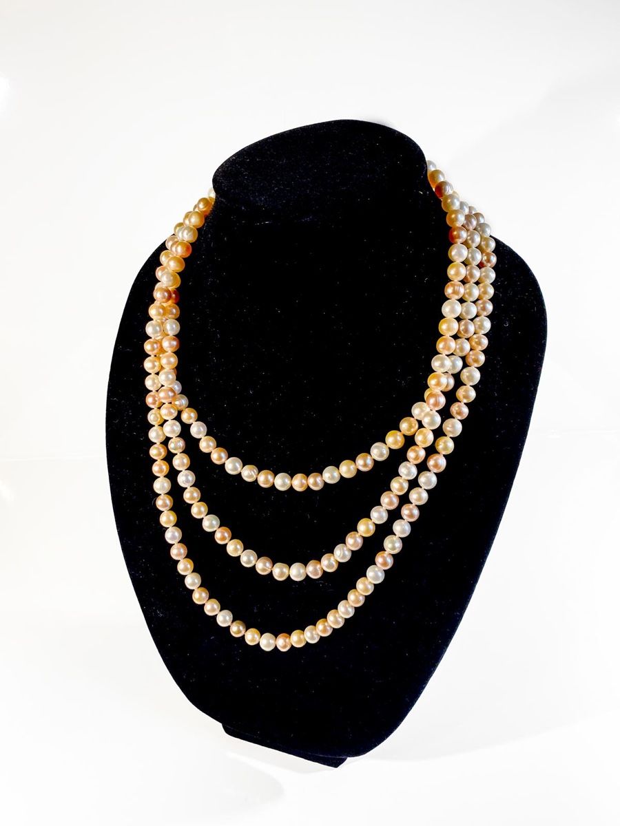 Colliers: Pearl necklace  – Neuf avec emballage d'origine à Zürich par Grothschild