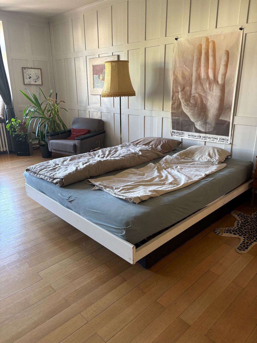 Lits: Bett 160cm mit Stauraum – D'occasion à Winterthur par fbernhart