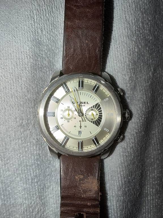 Montres: Diesel DZ-4346 Chronograph – D'occasion à St. Gallen par kuz_5pth