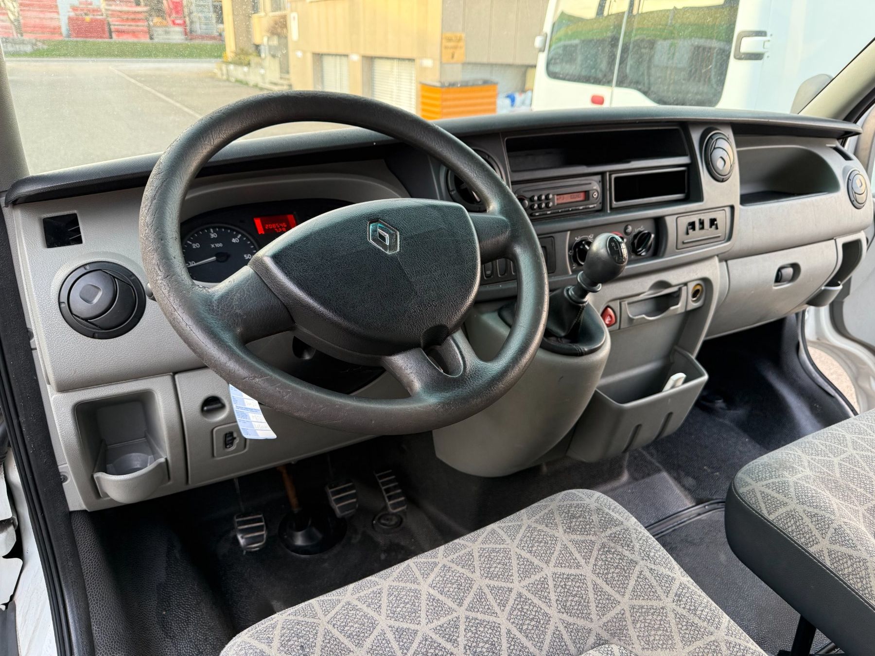 Renault Veicoli commerciali: Renault Master L2H2 – Usato da Dübendorf venduto da rog_8pqk 7