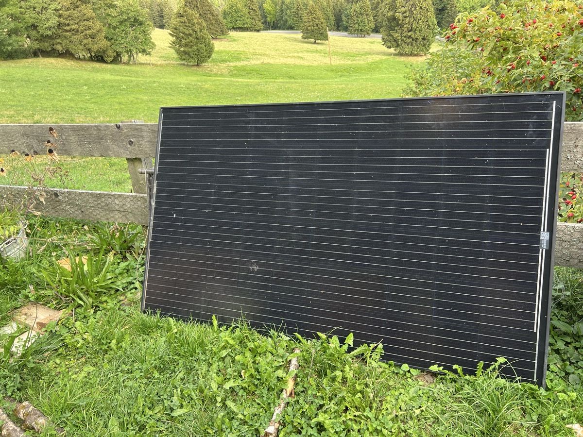 Dispositivi a energia solare: Kit solaire  – Usato da Villars-sur-Ollon venduto da safarte01 3