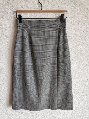 Rock, Uniqlo, Grau /weiss, Gr. M