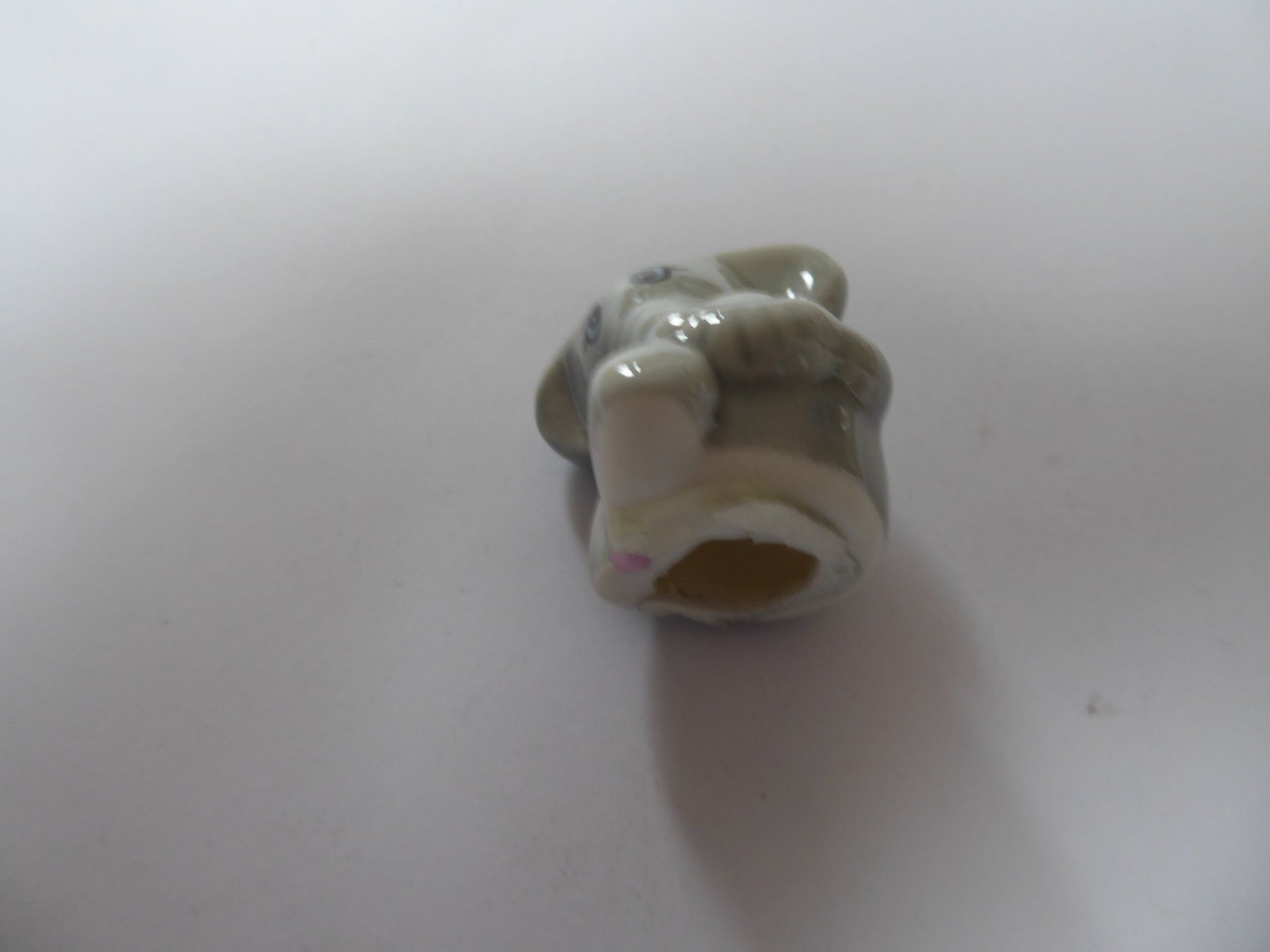 Statuette: Kleiner Elefant, 4cm hoch, Keramik – Usato da Turbenthal venduto da Panau 2