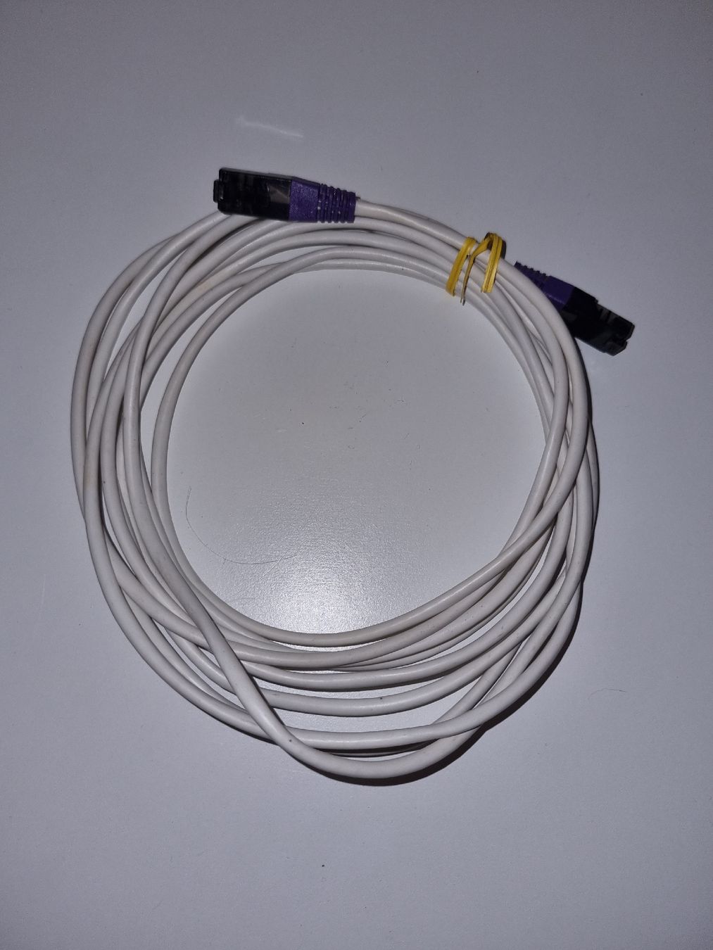 Swisscom Kabel: Netzwerkkabel Ethernet LAN weiss 5m  – Gebraucht aus Chur von Beimirhates