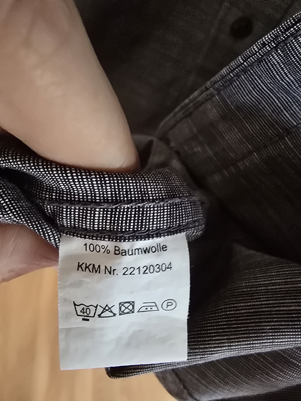 Hemden: Mangun Herren Hemd, Grösse XL, Grau, gestreift – Gebraucht aus Hergiswil NW von Pexiilexii 2