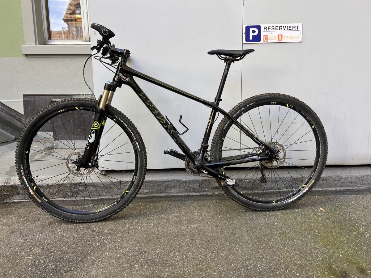 Trek Biciclette: Trek Superfly Elite SL – Carbon 29” MTB – Usato da Zürich venduto da cse_5n8q 1