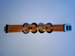 Bracelet cuir et métal argenté élégant