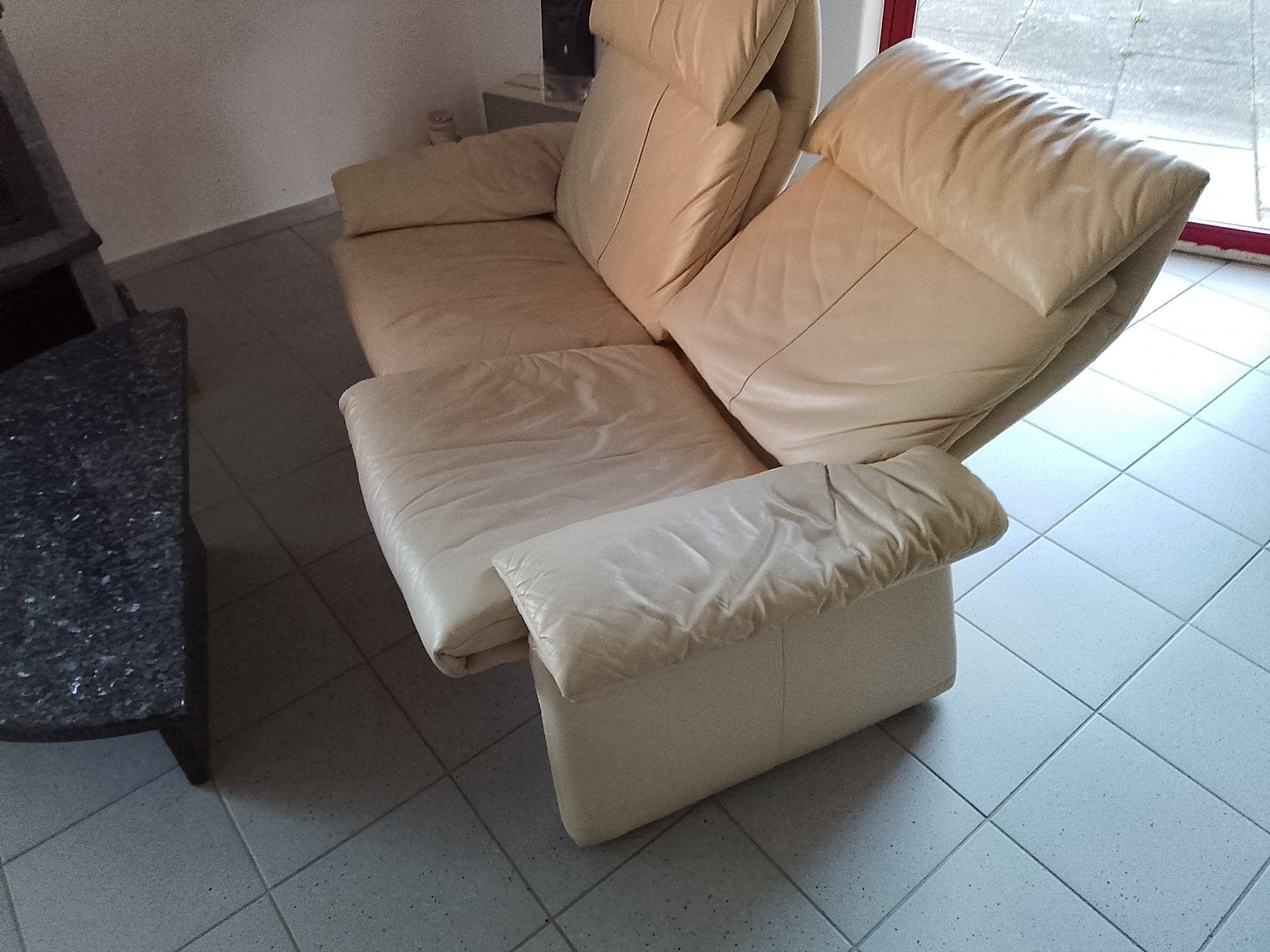 Pfister Divani: Leder Sofa beige von Rolf Benz – Usato da Zürich venduto da stove56