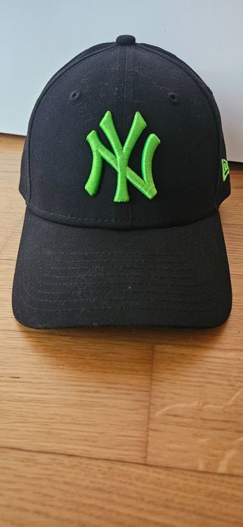 New Era Copricapi, berretti & cappellini: NEU Baseballkappe NY schwarz/grün OneSize – Nuovo e nell'imballaggio originale da Zweidlen venduto da Shubli