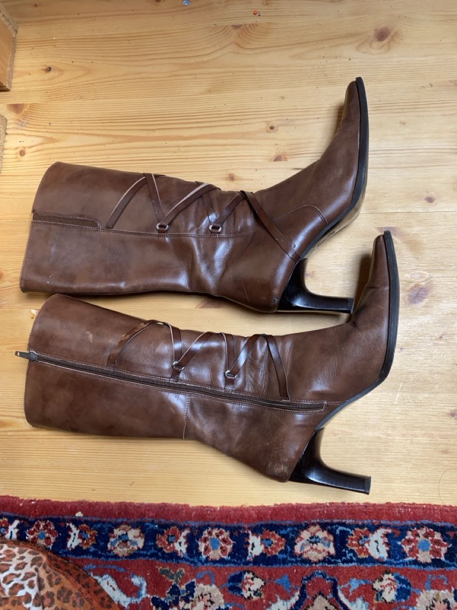 Scarpe da donna: Mega coole Boots Stiefel Spitzig  – Usato da Rehetobel venduto da Norea69 2