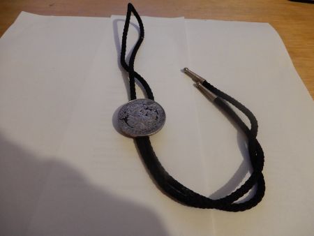 Retro Bolo Tie mit Münze, seltenes Sammlerstück!