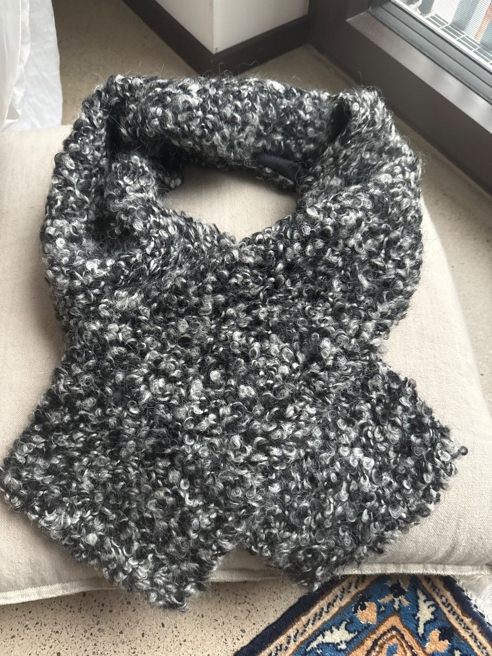 Foulard & Sciarpe: CUE Schal Wolle grau/schwarz NEU! – Nuovo (secondo la descrizione) da Brütten venduto da Rod816