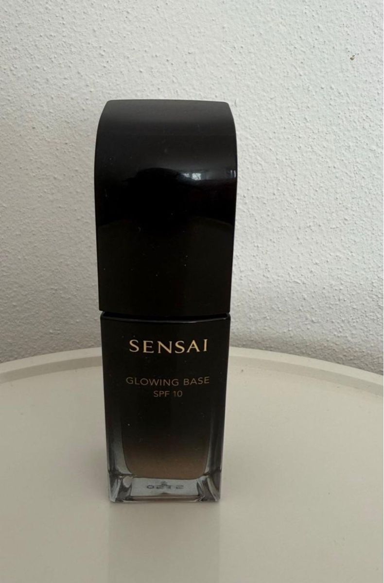 Sensai Make-up: Glowing Base Sensai – Neu (gemäss Beschreibung) aus Bern von Paramagurunathan