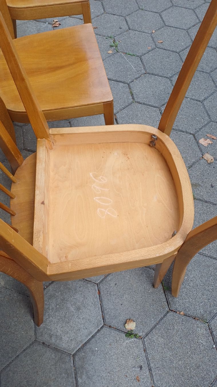 Chaises: 4 Stäbli Stühle 60er  – D'occasion à Flawil par Pinkmalibu 4