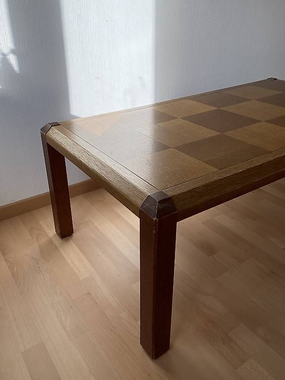 Tavoli: Mid-Century Couchtisch Eiche mit Schachbrettmuster – Usato da Zürich venduto da Sere.05 3