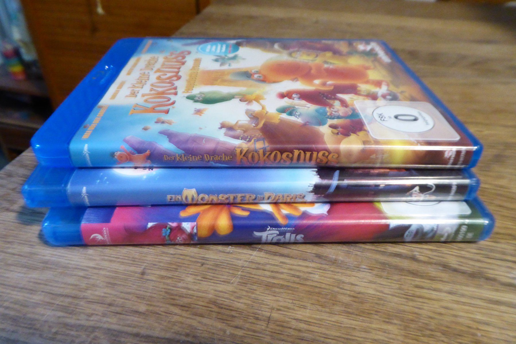 Tutti i DVDs: 3x Bluray Kinderfilme Trickfilme – Usato da Allschwil venduto da Summelsarium 4