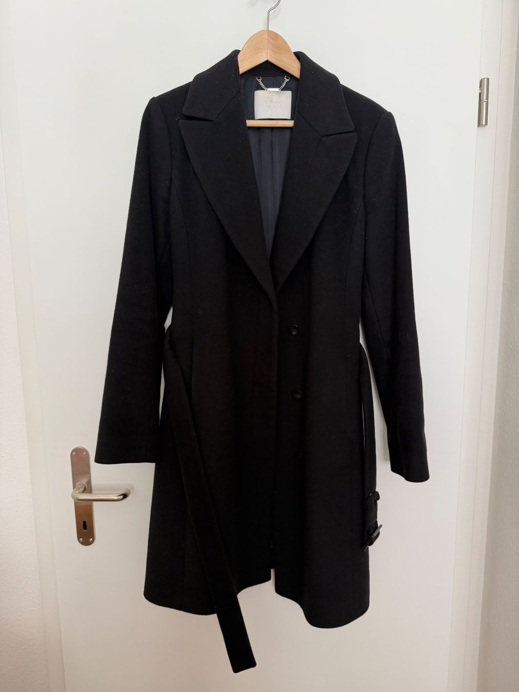 Hugo Boss Manteaux: BOSS Wintermantel – D'occasion à Steinhausen par fashionandbeauty