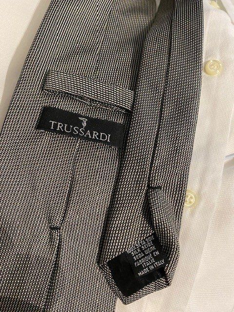 Cravatte: Trussardi Seidenkravatte – Usato da Kilchberg ZH venduto da Scu22 1