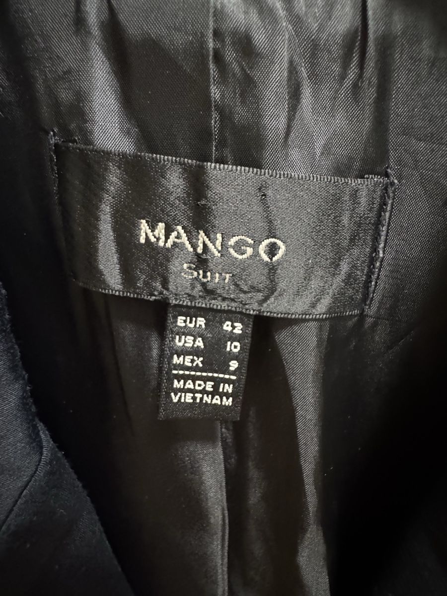 Mango Jacken: Mango Blazer, Grösse 42, Schwarz, Top Zustand! – Gebraucht aus Küsnacht ZH von IrischkaB 2