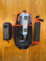 Insta360 X5 mit X5 Invisible Dive Case