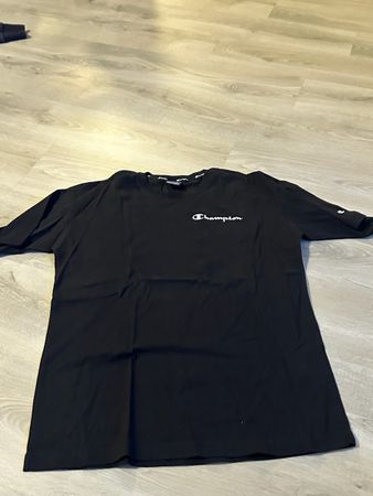 Schwarzes Champion T-Shirt Grösse M