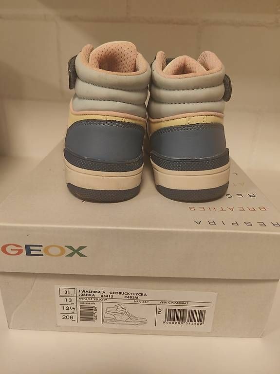 Geox Scarpe per ragazze: Turnschuhe Geox – Usato da Veltheim AG venduto da Di.N.C.G 1