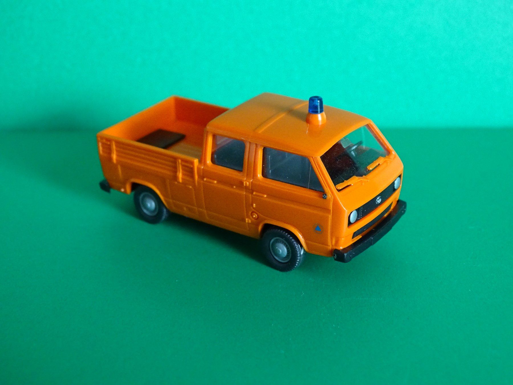 Modellini d'auto: VW Bus von Roco 1/87 – Usato da Bretzwil venduto da Meex 1