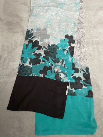 Foulard d'été Devernois, motifs floraux, parfait état!