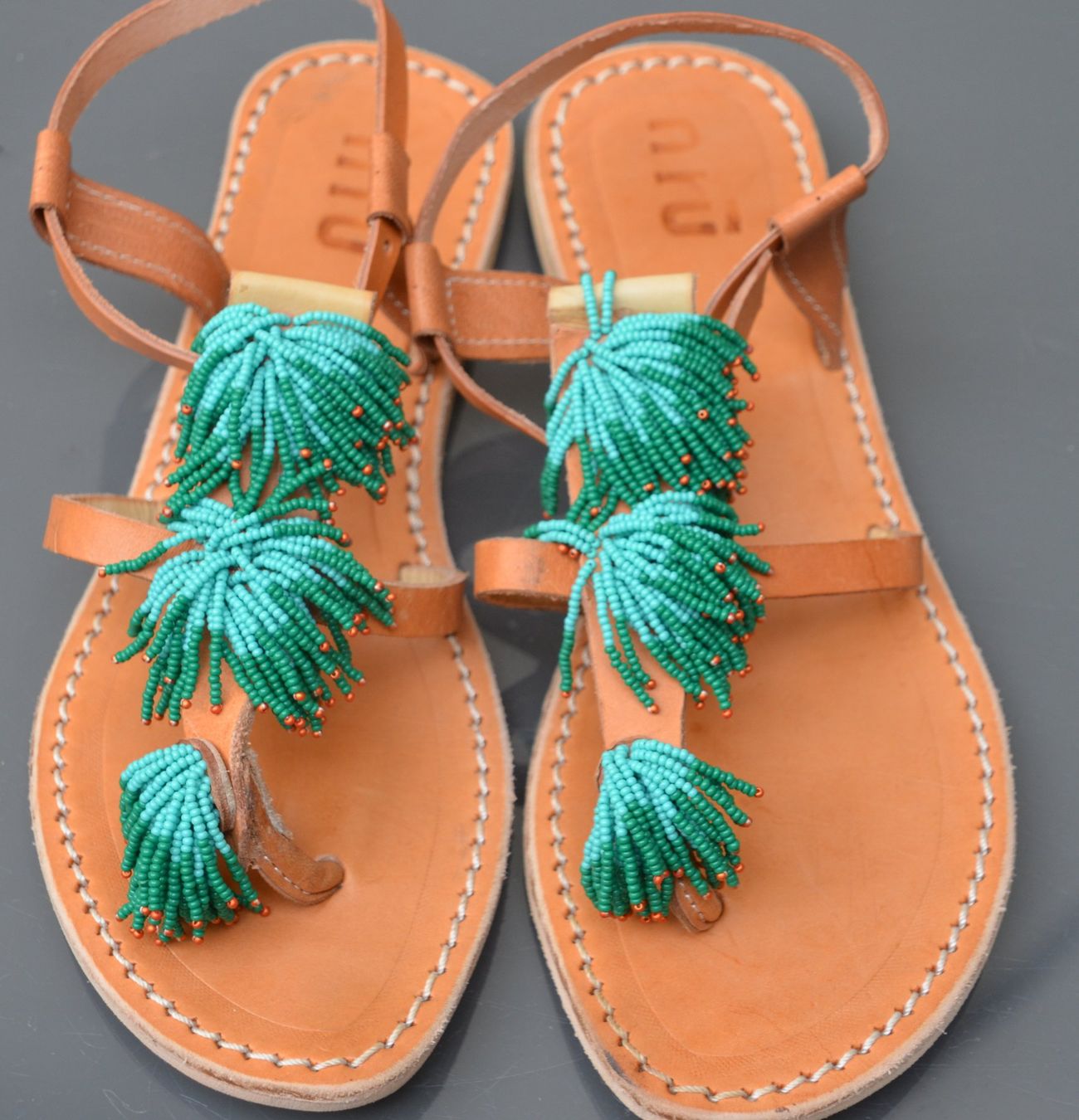 Scarpe da donna: NIŪ Sandalen / sandales .39 – Usato da Collonges venduto da arashee 1