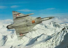 Flieger Flugzeug Mirage III RS über Berge A4 Foto (Motiv)