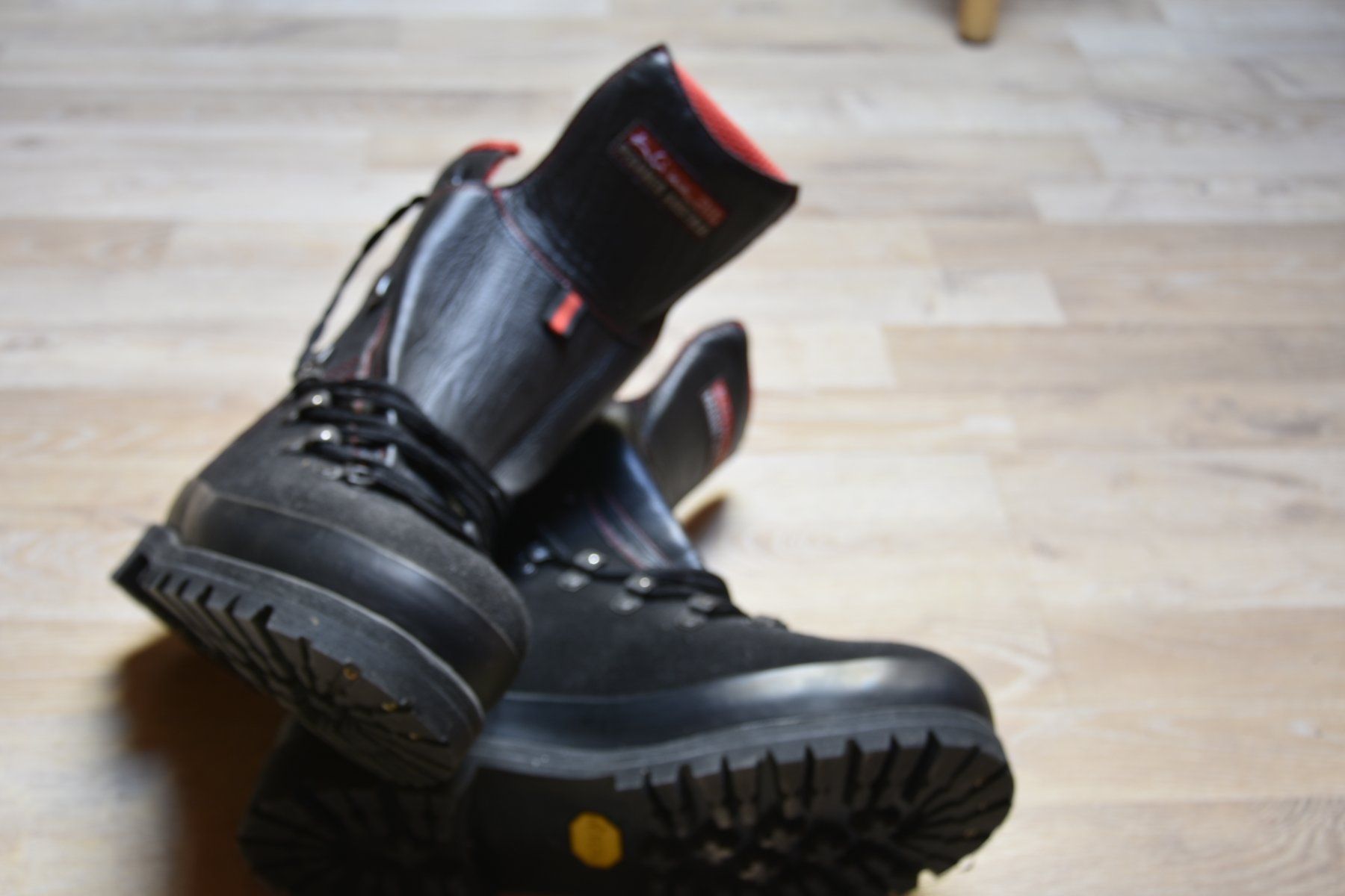 Scarpe da uomo: PFANNER AUSTRIA SCHUHE mit STAHLCAPPEN – Nuovo (secondo la descrizione) da Bleienbach venduto da arkee 2