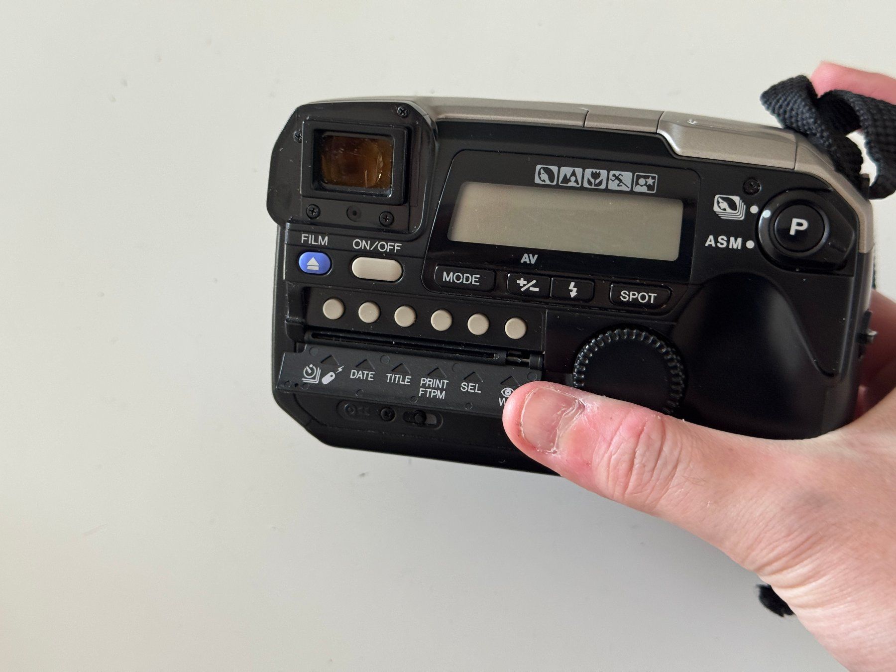 Minolta Kamera: Vintage Minolta Kamera Vectis S-1 – Gebraucht aus Rheinfelden von Eldritchwitch 2