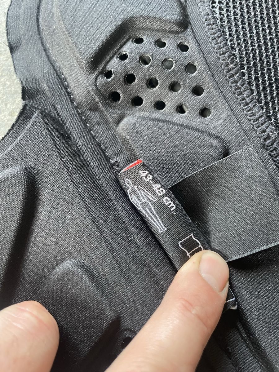 Alpinestars Protezioni & Imbottiture: Brustschutz Protektor Alpinestars – Usato da Heiligkreuz (Mels) venduto da REMI69 3