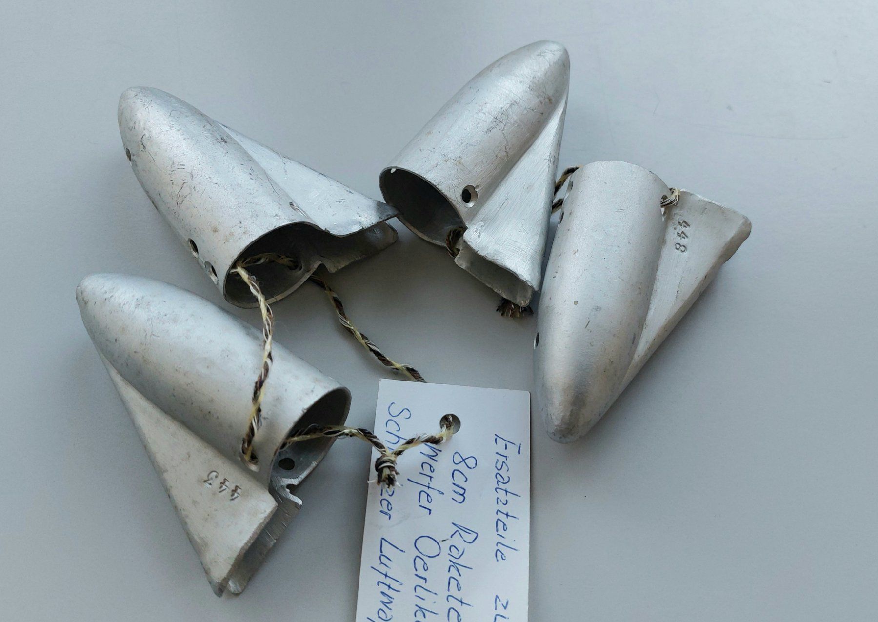 Oerlikon Tutte le macchine: Ersatzteile Oerlikon 8cm Werfer / Luftwaffe – Usato da Brütten venduto da Tempest4 4