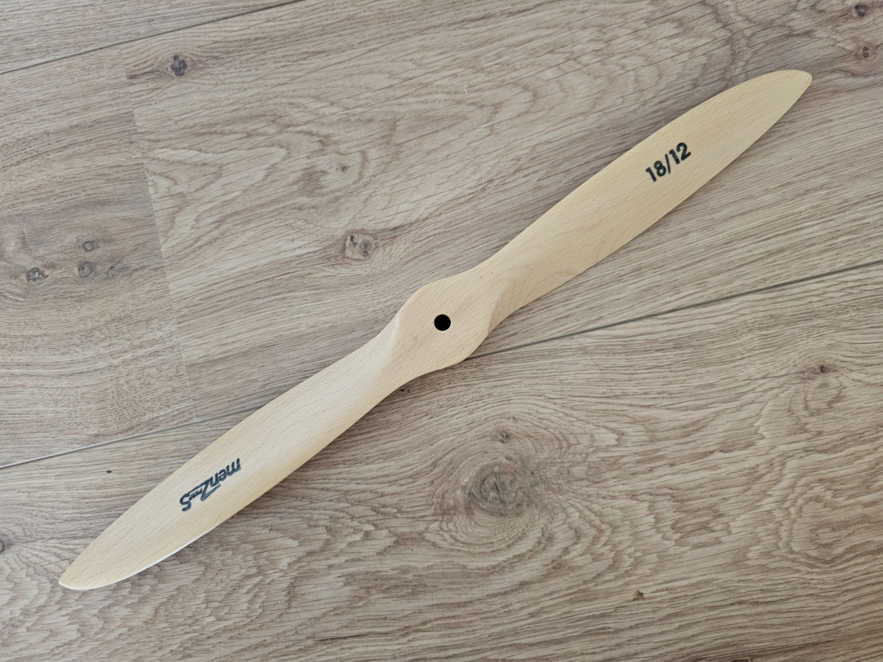 Modellismo RC: Helice 18/12 bois Menz – Usato da Yvonand venduto da Li_poch
