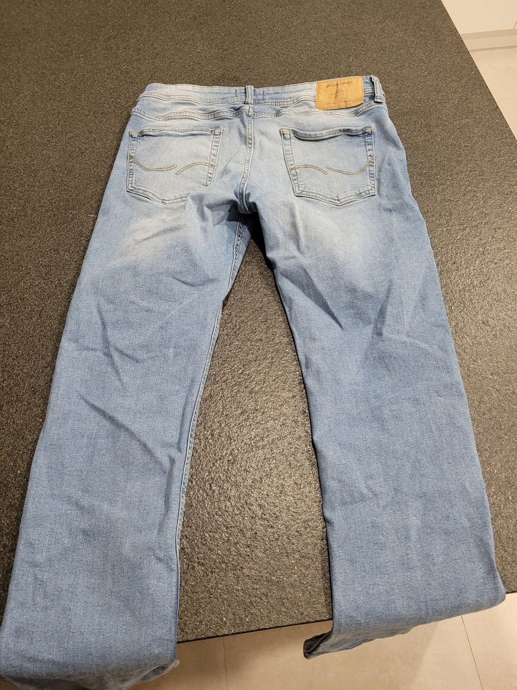 Jack & Jones Jeans: Jeans homme Jack et Jones – Usato da Onnens FR venduto da got_5x29 1