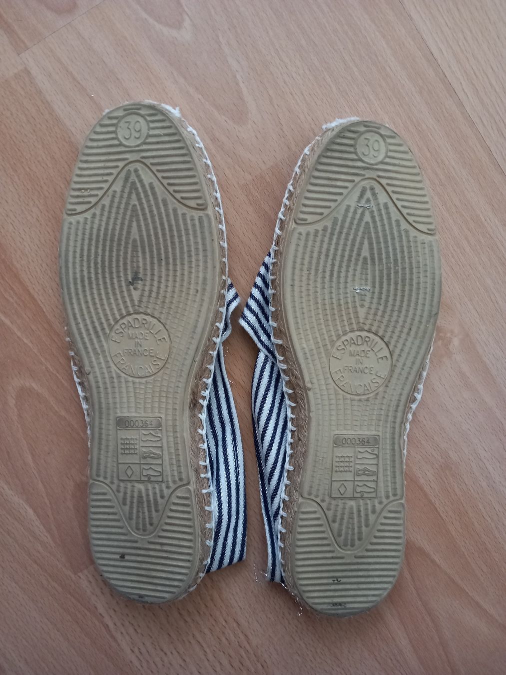 Scarpe da donna: Espradilles blau-weiss-silber – Usato da Wetzikon ZH venduto da jav_5xmd 1